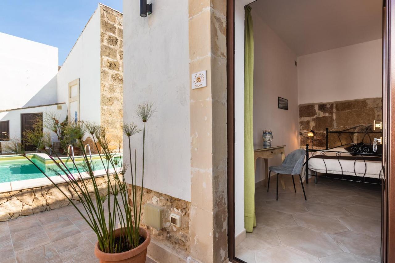 Morfeo Charming Rooms & Relax Avola Exteriér fotografie